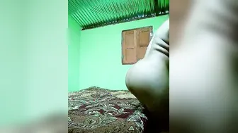 My Curvy Desi Babe Sending Nude Selfie Clips From Her Bedroom