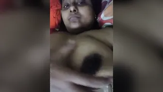 Busty Bangladeshi Babe Flashing Her Huge Natural Boobs On Webcam