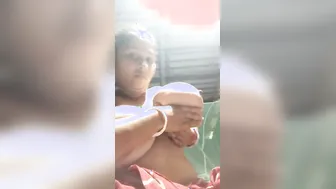 Housewife Baring It All For Me During Our Late Night Video Call