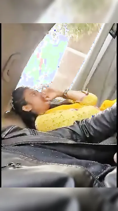 College GF Sucking Me In Backseat Of Car