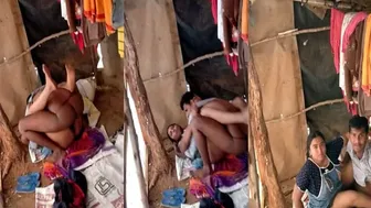 Slum Couple Getting Caught Fucking Outdoors By Hidden Voyeur