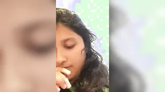 Chubby Babe Playing With Her Fat Wet Pussy On Hidden Cam