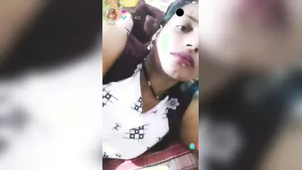 Phone Sex Turned Real When GF Started Touching Herself