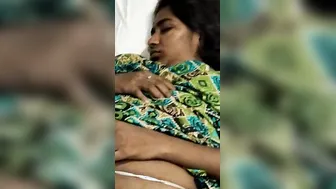 Wife Sleeping Naked Her Pussy Accidentally Exposed On Camera