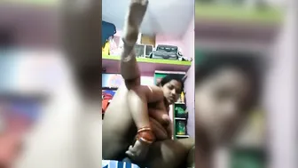 Married Indian Woman Pleasuring Herself With Toy Desperately