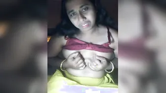 Horny Bhabhi Fingering Herself During Naughty Video Call