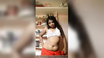 Naked Indian Babe Teasing And Stripping In Homemade Mms Video