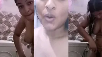 GF Washing Her Pussy While I Secretly Record Everything