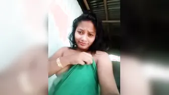 Married Indian Babe Exposing Her Naked Body On Video For Me