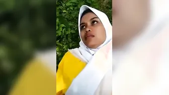 Desi GF Getting Fucked Outdoors Caught On Camera Scandal