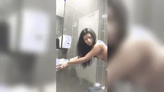 Teen Babe Fucking Her BF Hard In The Bathroom Shower