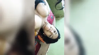 Sexy Village Girl Stripping Bare In Homemade Mms Recording