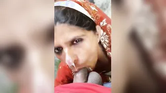 Desi Village Aunty Swallowing Cum In Homemade Leaked Video