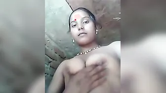 Village Woman Having Secret Affair Caught On Hidden Camera Mms