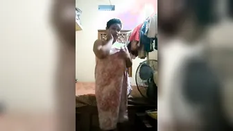 Shy Bhabhi Posing Completely Naked Taking Selfies In Bedroom