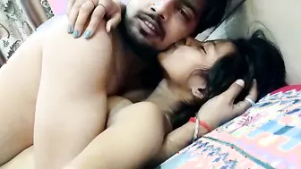 Hindi Speaking Babe Bouncing On Thick Cock In Bedroom Video