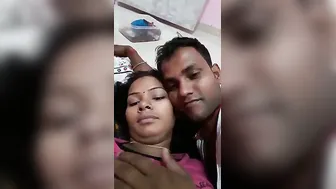 Village Wife Secretly Meeting Lover Filming Their Session Mms