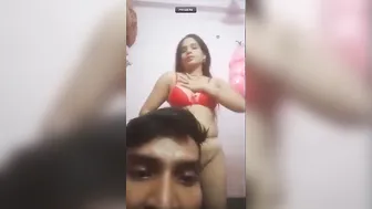 Newlywed Couple Having Dirty Phone Sex Show Caught On Camera