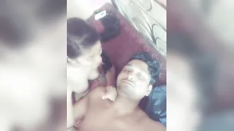 College Babe Giving Sloppy Blowjob To BF In Hostel Bathroom