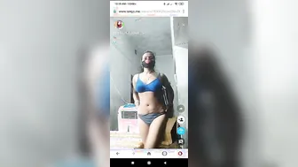 GF Moaning Loud While Taking His Cock Missionary Style
