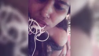 Busty Babe Playing With Herself On Cam In Her Mumbai Apartment