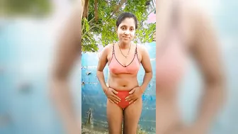 Married Bhabhi Bathing Naked Outdoors Caught On Hidden Camera