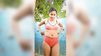 Married Bhabhi Bathing Naked Outdoors Caught On Hidden Camera