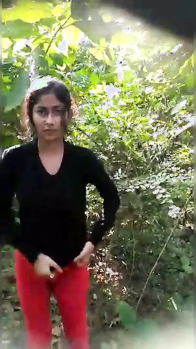 Young Desi Couple Caught Fucking Behind Bushes By Neighbors