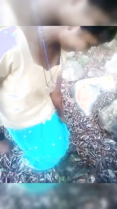 Young Tamil GF Getting Fucked Behind Village Temple