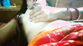 Horny Married Bhabhi Teasing With Her Naked Body On Camera