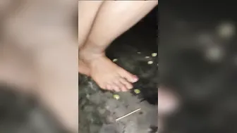 Married Bhabhi Caught Pissing Outdoors In Selfie Recording