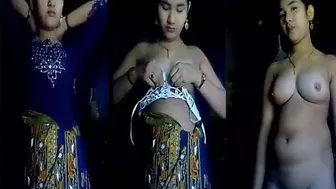Manipuri GF Stripping Naked And Teasing On Camera