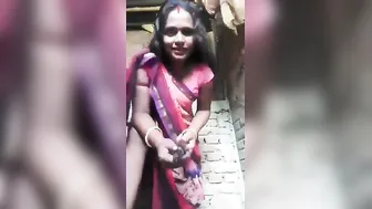 Horny Village Bhabhi Playing With Toy Getting Wet On Selfie Cam