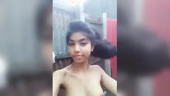 Young Village GF Naked In Bathroom Taking Nude Mms Video