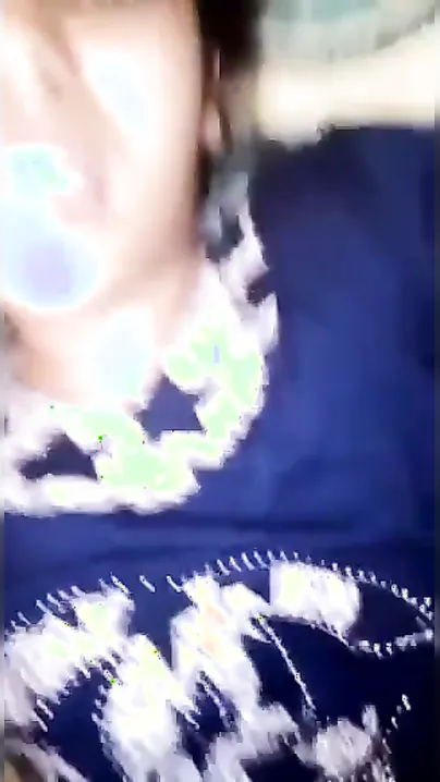 Pakistani GF Exposing Her Pussy In Homemade Mms Leaked