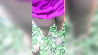 Pregnant Bhabhi Cheating With Neighbor Fucking Outdoor In Field