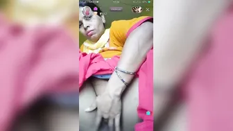 Village Bhabhi Showing Off Naked Body In Private Video Exposed