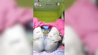 Village Bhabhi Showing Off Naked Body In Private Video Exposed