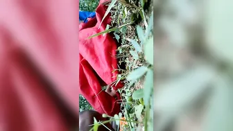 Village Gf Getting Fucked Outdoors By Lover In Private Mms Clip