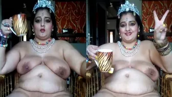 Naked Aunty Having Dirty Video Call With Her Secret BF