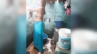 Village Aunty Bathing Naked Outdoors Caught By Hidden Camera