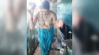 Village Aunty Bathing Naked Outdoors Caught By Hidden Camera