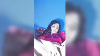 Desi Girl From City Fingering Wet Pussy Live On Webcam Show