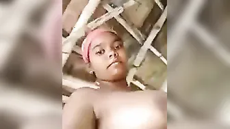 Village Wife Showing Big Boobs And Pussy In Private Selfie Vid