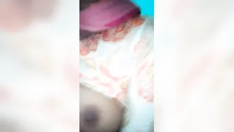 Mature Bangladeshi Aunty Seducing And Fucking Young Neighbor