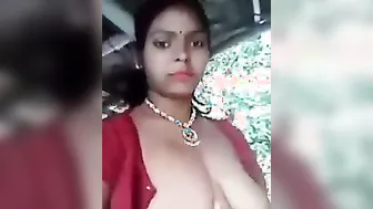 Cheating Village Wife Sending Topless Selfies To Her Lover