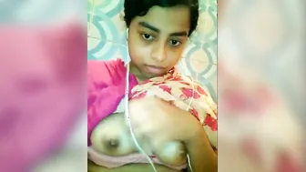 Spreading Pussy Lips On Camera Making You Hard Watching Me Now