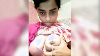 Spreading Pussy Lips On Camera Making You Hard Watching Me Now