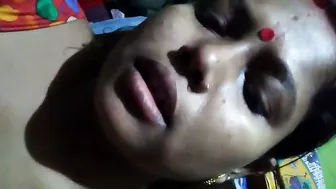 Bengali Milf Sending Naughty Boob Pics To Secret BF