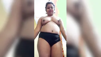 Mature Bhabhi Stripping Naked For Her Secret Lover On Camera